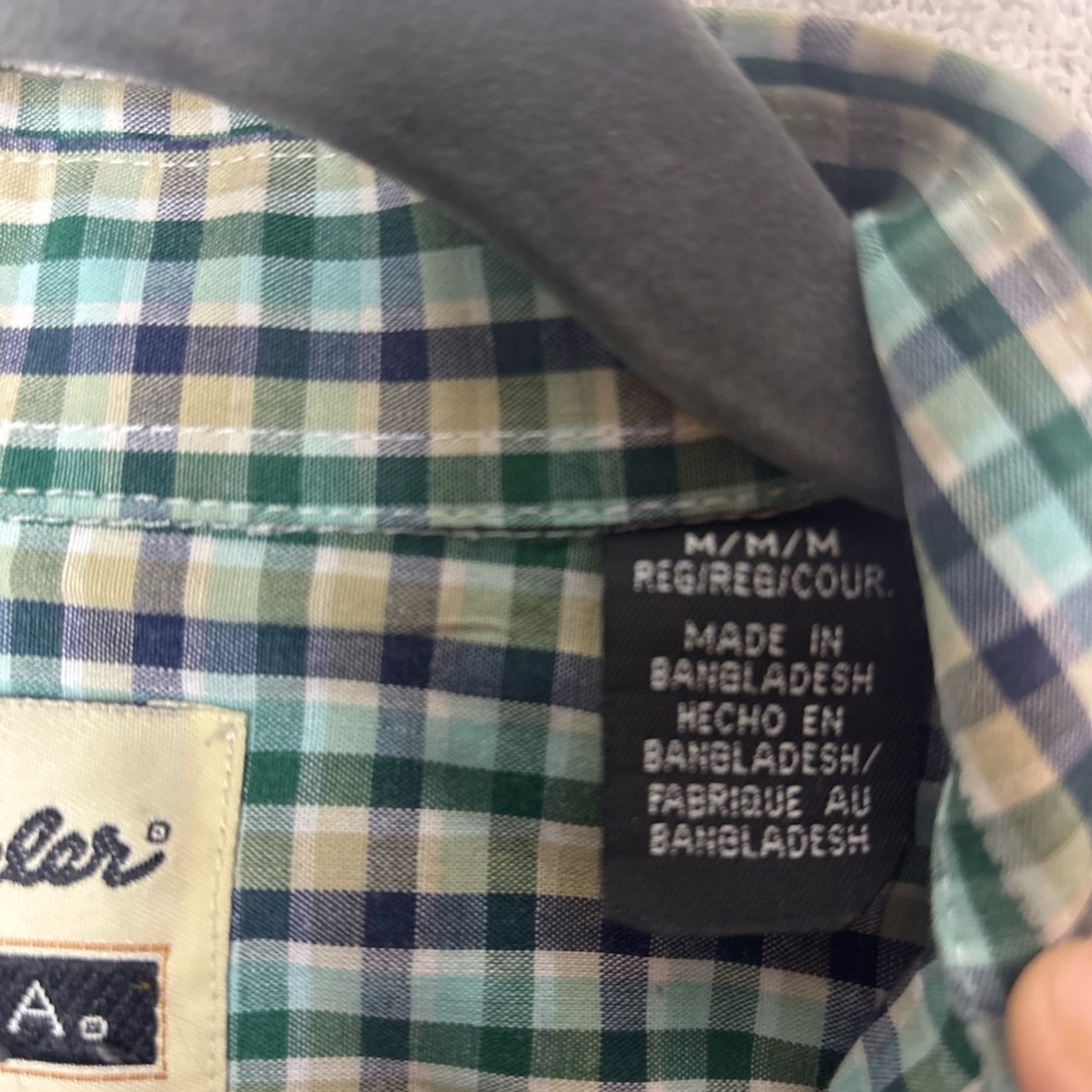 Wrangler Blue and White Casual Button Down Shirt with Classic Plaid - Picture 5 of 8